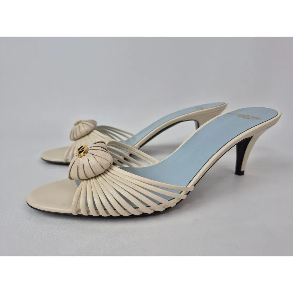 Valentino Women's Ren Butter White Royal Heart VLogo Leather Sandals Size 39